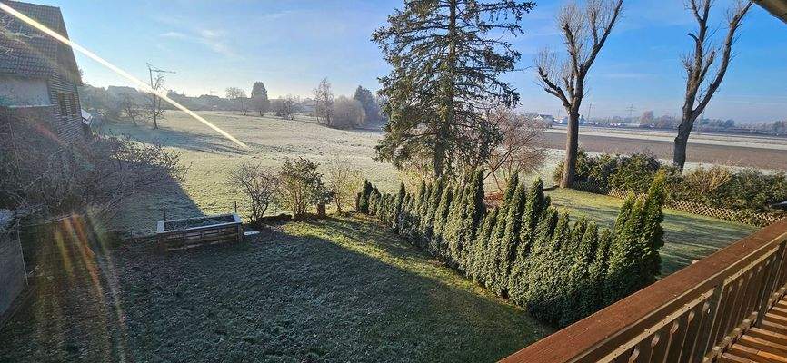 Ausblick vom Balkon.jpg