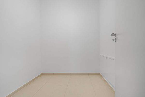 Großzügiger Hauswirtschaftsraum