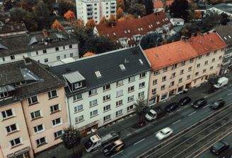 Luftaufnahme – Immobilie mit Blick auf die Umgebung