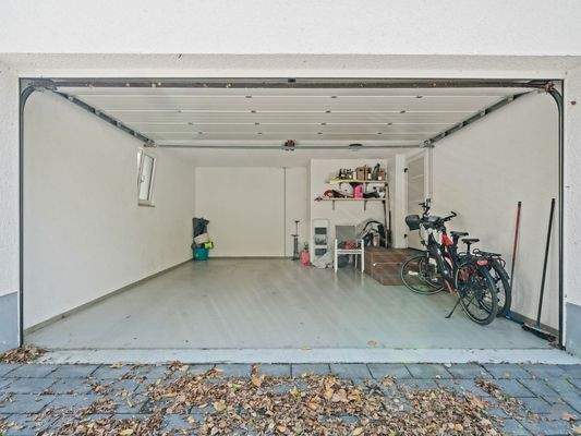 Große Garage mit 38m²