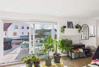 CAM02616G0-PR0051-STILL002