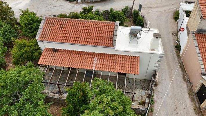 Kreta, Litsarda - Charmantes Steinhaus im Zentrum eines Dorfes zu verkaufen