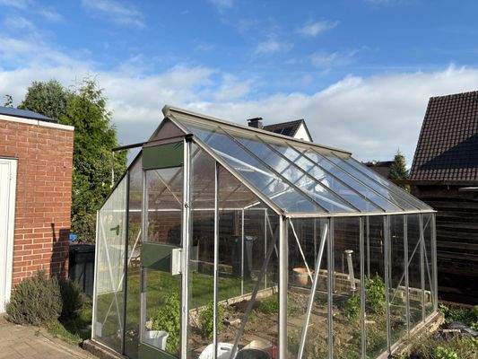 Gewächshaus - hier bauen Sie Ihre eigenen Tomaten an