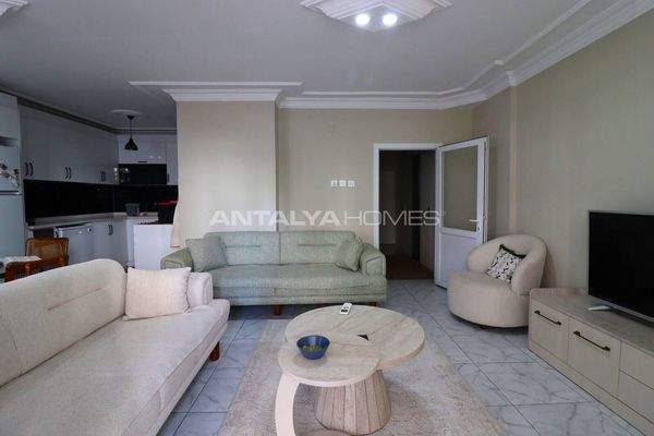 Garden Floor Flat for Sale in Beyazgül Complex, Mersin Tece