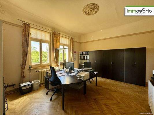 Arbeitszimmer