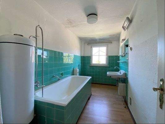 DG - Whg. 2 - Badezimmer