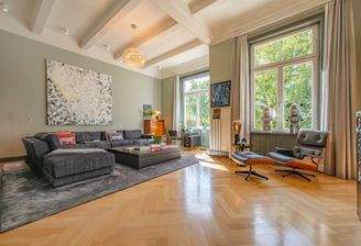 Herrschaftliches Wohnzimmer