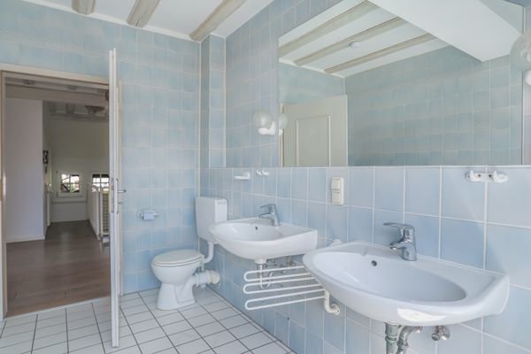 Badezimmer 2.OG