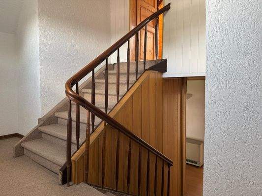 2.OG Treppenhaus zum Dachgeschoss