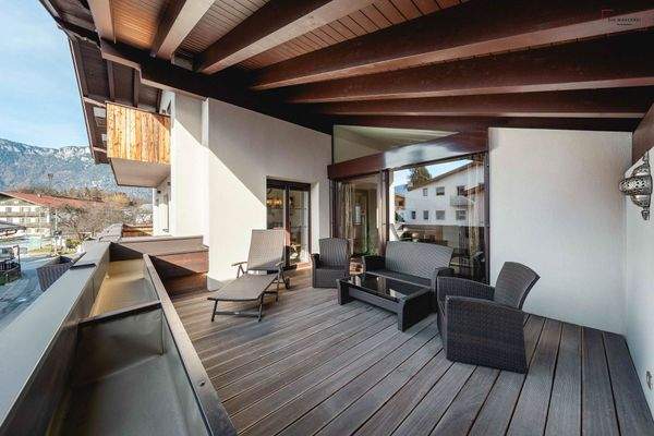 Die_Maklerei_Balkon_Betreiberwohnung_OG