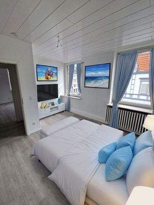 Schlafzimmer 2 mit bsp Möbel