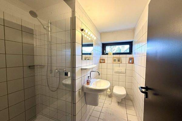 Badezimmer in der Einliegerwohnung