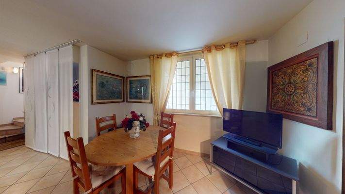 MT-002-195-Villa-singola-vista-lago-Polpenazze-del