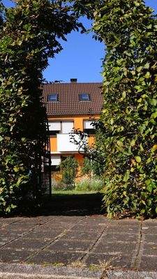 Garteneingang zur Straße