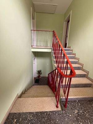 gepflegtes Treppenhaus.jpg