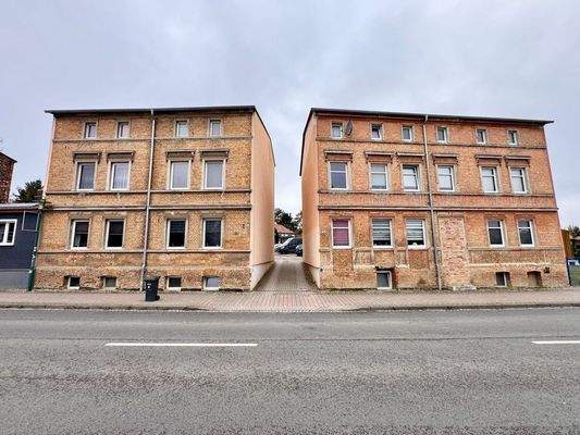 2 Häuser ein Preis!