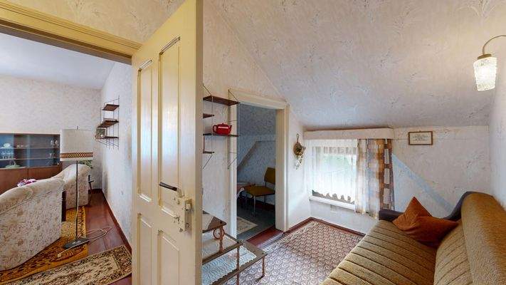 Zimmer 5 Durchgangszim.jpg