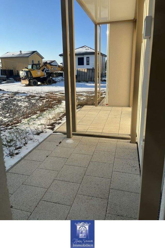 Heimelige Neubauwohnung im Erstbezug! EBK, Terrasse, Fußbodenheizung, Vinyl! - Photo 4