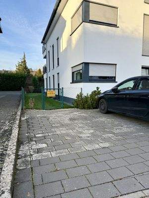 Stellplatz mit Zugang zum Garten