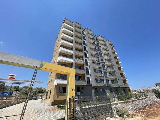 Apartments within Walking Distance of the Sea in Erdemli Mersin