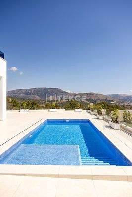 Luxurious Detached Villas with Pool in Polop Costa Blanca