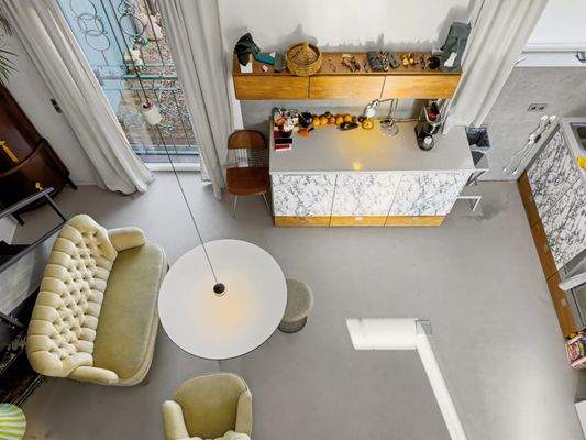 Blick von offener Galerie Einheit A