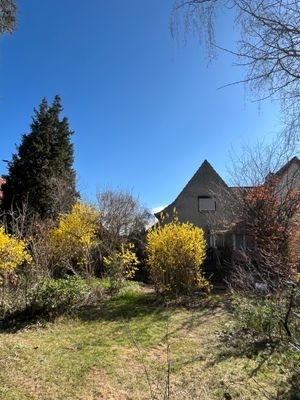 Hausansicht aus dem Garten