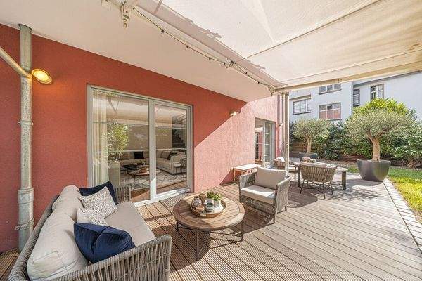 Terrasse (KI-generiert)