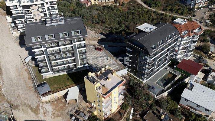 Apartments with Shared Social Activities and Pool in Alanya