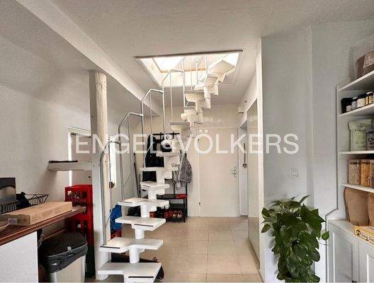 Treppe zum Dachgeschoss