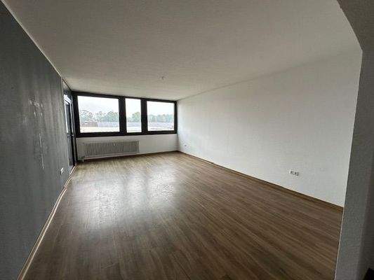 Wohnzimmer_Zugang Balkon