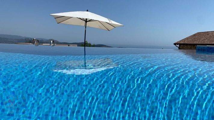 4C7DCAA1-D763-4DD1-A432-4B871F0BBA8B