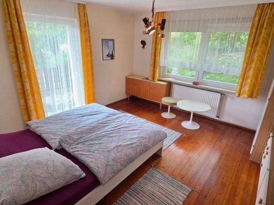 Schlafen mit Terrasse u. Gartenzugang