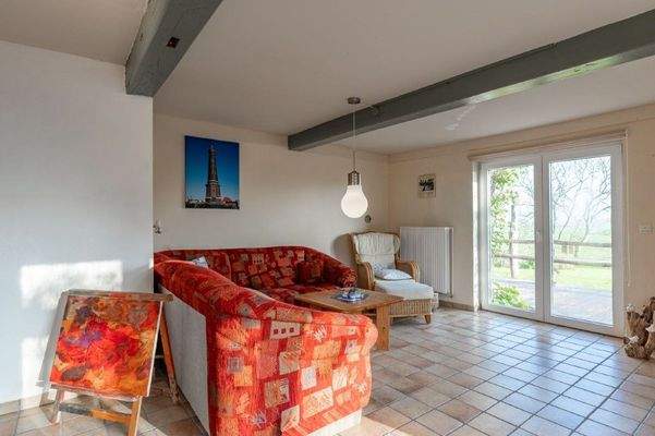 Wohnbereich mit Südterrassenblick.jpg