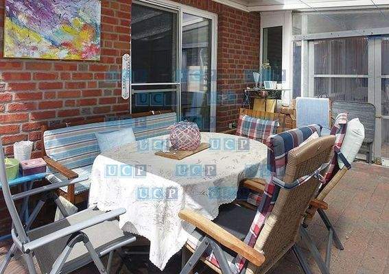 CD137AF2-F39E-4936-9366-C70887