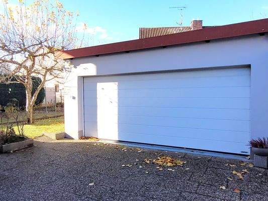 die große Doppelgarage