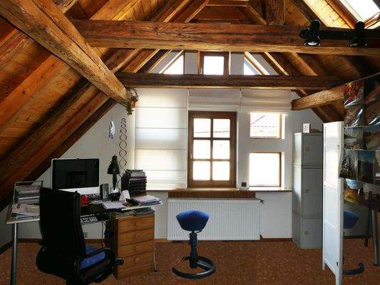 Büro/Schlafzimmer