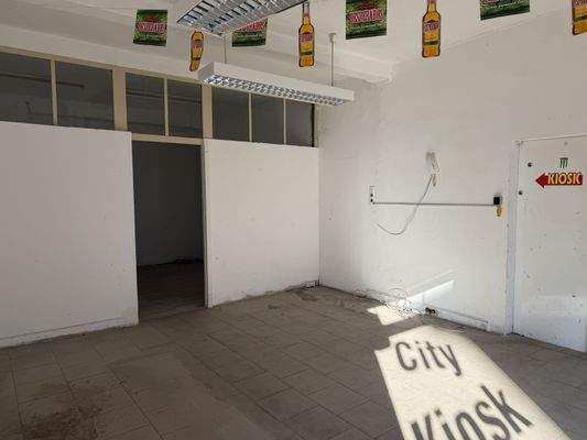 Zugang zum 2. Raum Ladenlokal