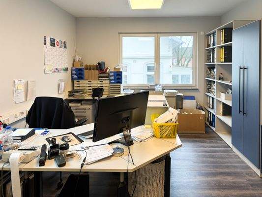 Büro OG.jpg