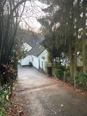 Rückwärtige Zufahrt