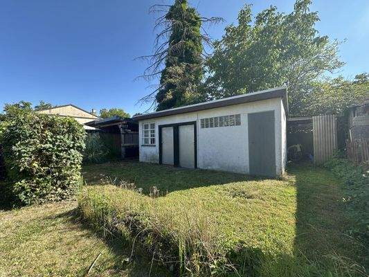 Gemauertes Sommerhaus