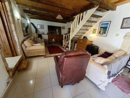 Kreta, Eleutherna: Freistehendes Steinhaus mit 2 unabhängigen Studios zum Verkauf