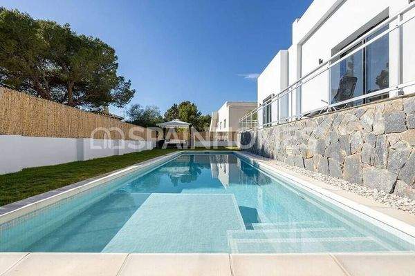 Single-Story Detached Villa in Santa Clara Altea