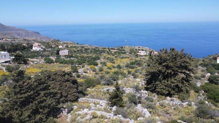 Kreta, Kefalas Chania: Großes Grundstück mit unverbautem Meer- und Bergblick zu verkaufen
