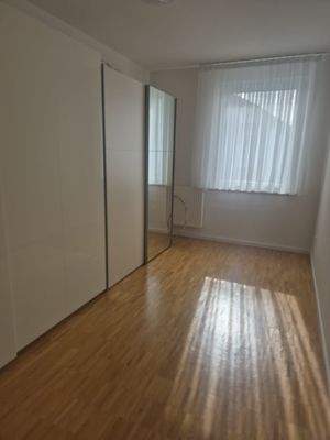 Zimmer oder Umkleide OG 