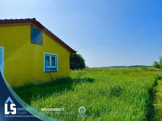 2F8A6AB9-D752-4DB6-9B98-BFA32A14011E