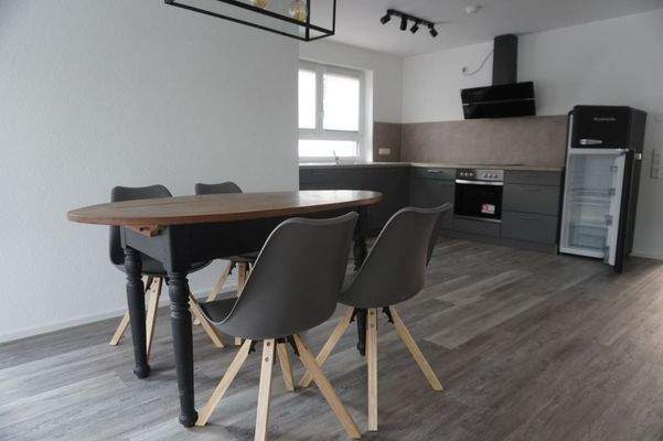 Küche mit Esszimmer