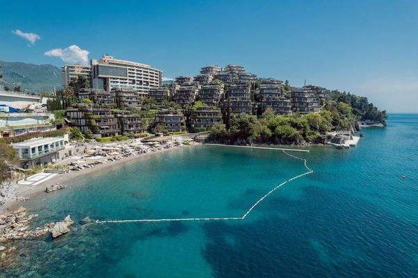 Dukley Exterior (18)