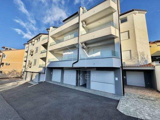 Moderne Neubauwohnung in bester Lage von Crikvenica