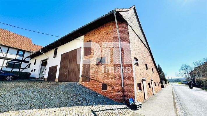 Nebengebäude 3 / Scheunen